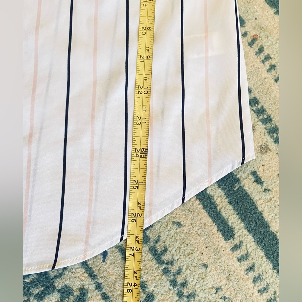 Express boxy blouse - Picture 2 of 6